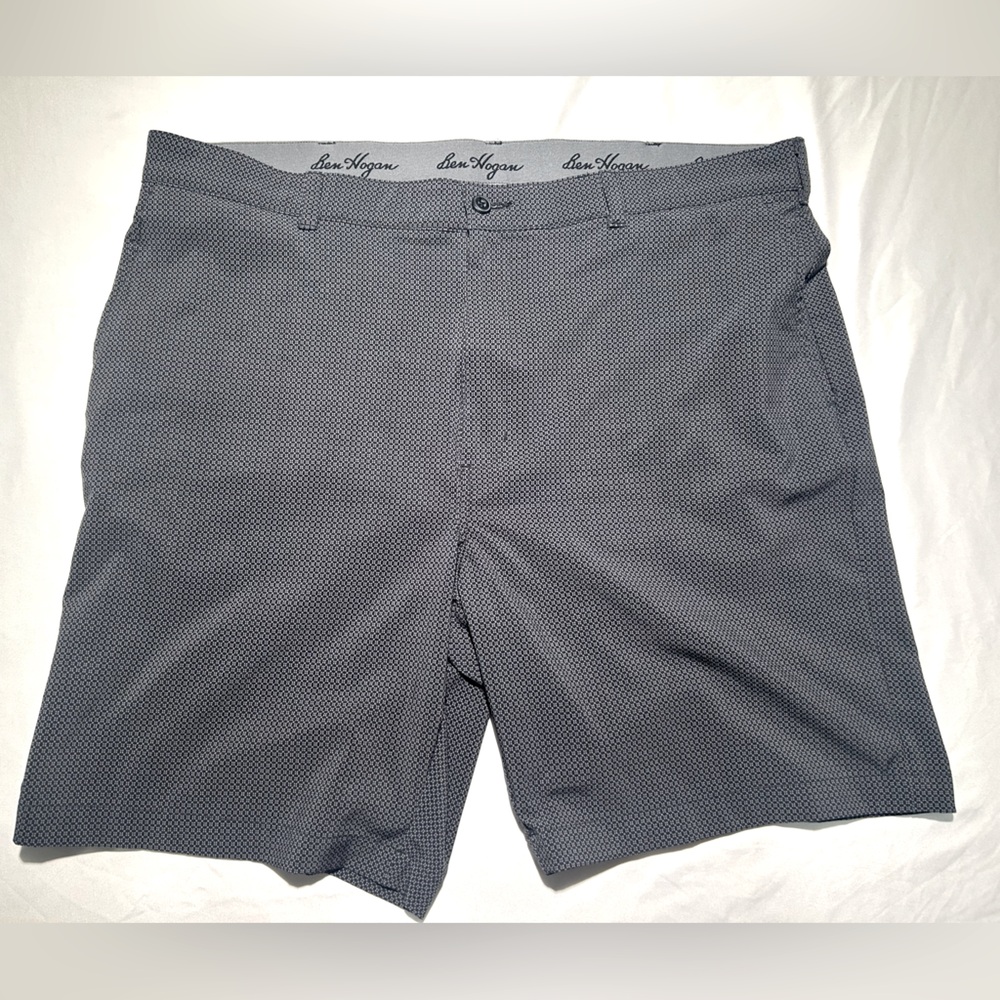 Ben Hogan Men’s 40 Black Gray Golf Shorts Geometric Pattern